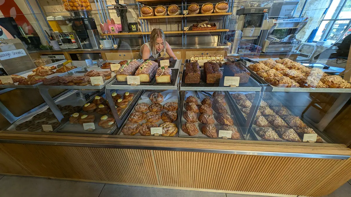 Pearl Bakers – bakery in Darnall, Sheffield